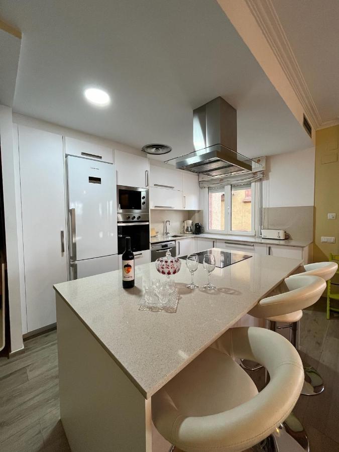 Seahomes Vacations - Nautic Maritime Apt บลาเนส ภายนอก รูปภาพ